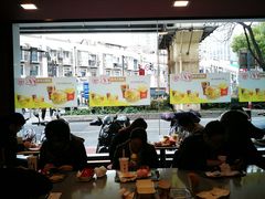 大堂-麦当劳(四川北路店)