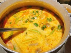 -大头虾越式风味餐厅(光明广场店)