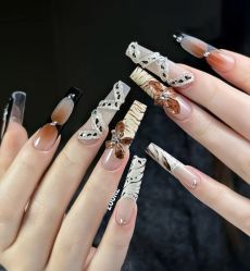 -LILY NAILS美甲美睫