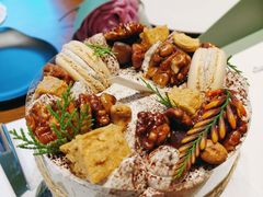 奥利奥马卡龙淡奶油蛋糕-小苍兰风铃草蛋糕甜品(沈阳店)