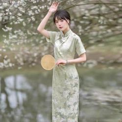 -租旗袍租礼服馆