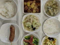 -浦东图书馆读者餐厅