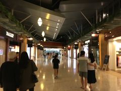 -东荟城名店仓