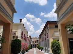 -佛罗伦萨小镇广佛名品奥特莱斯(疏港路店)