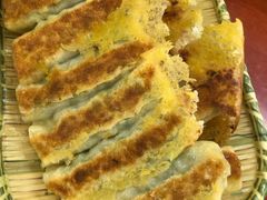 黄花鱼锅贴-锅贴王海鲜小馆