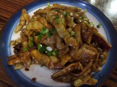 -靠山屯东北农家菜(八龙桥雅苑店)