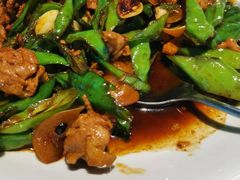 -霸蛮湖南菜·牛肉粉(荣京西街店)