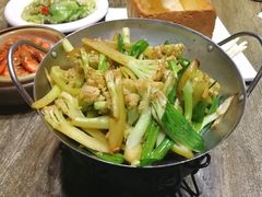 干锅有机花菜-童年小筑餐厅(申花路店)