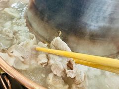 -楼外楼大刀肉传统火锅居(幸福街店)