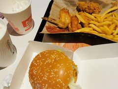 -肯德基(平顶山万达店)