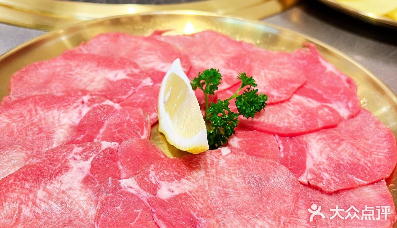 魔都探店烧本烧，来自齐齐哈尔的烤肉YYDS