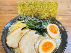 -横浜家系ラーメン 鶯家