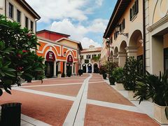 -佛罗伦萨小镇广佛名品奥特莱斯(疏港路店)