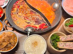 -萍姐火锅·公路夜市(武汉首店)