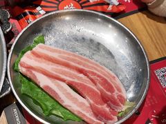 -青瓦炭韩潮烤肉(花园道店)