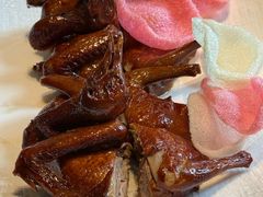 -蝴蝶里·粤菜·点心(滨江龙湖店)