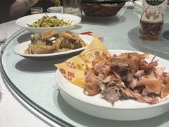 -六泰居·尔滨地标·东北菜(黄河路店)