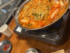 -富乐满 炸鸡&韩国料理 불로만(虹泉路店)