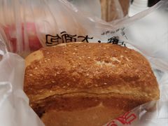 -钟楼大面包
