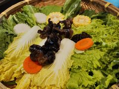 -尚尚仙·酸汤猪手·猪肚鸡火锅(华联万柳购物中心店)