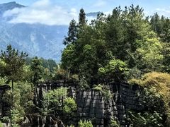 -梭布垭石林景区