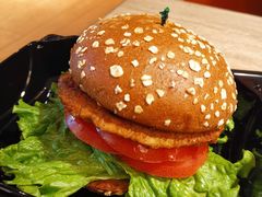 -The Habit Burger Grill 哈比特汉堡(复兴soho店)