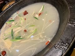 -宽板凳老灶火锅(南礼士路店)