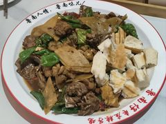 -鲁南仔·滕州炒鸡(经三路店)