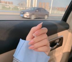 -悦指间美甲美睫