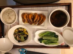 -莉泽月子中心(凯旋江景店)