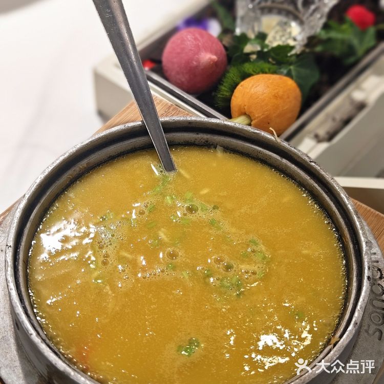 仓库不接地气，反而在天空？