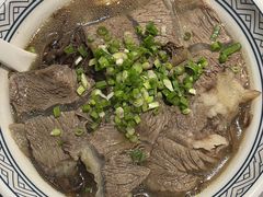 -粉吖吖·邵阳米粉(体育西路店)