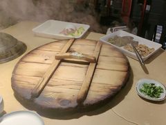 -万里闯关东铁锅炖菜馆(高新旗舰店)