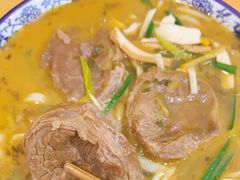 -陈八两面家(华孚写字楼店)