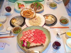 -泓炙颐凤鲜海鲜火锅料理(桐乡店)