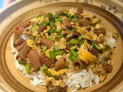 活海肠捞饭-三个渔夫·蒸汽海鲜(小白楼店)