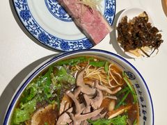 -镇南锅盖面馆(解放路店)