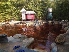 -森波拉火山温泉