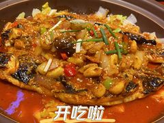 -鸣记脆皮烤鱼·海鲜烤鱼(马栏店)