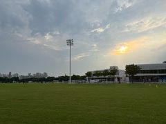 -Riverside河畔少儿足球培训(前滩店)