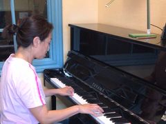 -朗韵钢琴学校(中环金界店)