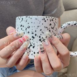 -米小兔美甲美睫