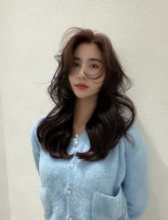 -变画·发型STUDIO