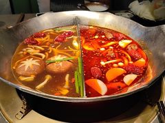 -湊湊火锅·茶憩(杭州湖滨银泰in77店)