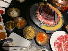 -弘益铭家九炙社韩国烤肉料理(尚美店)