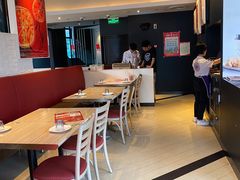 -必胜客(大坪英利店)