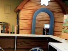 -酷洛小镇(步步高新天地购物广场店)