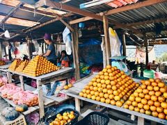 -乌托邦酒吧和餐厅