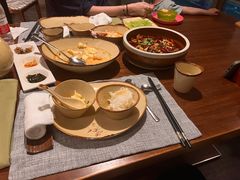 -石梅湾威斯汀度假酒店-品味餐厅·川湘菜·海鲜风味火锅·手工面食·万州烤鱼·口味牛蛙·小龙虾