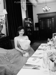 -Flora婚纱礼服定制租赁店